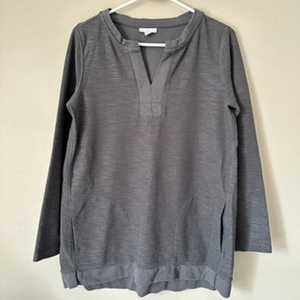 J Jill Tunic Top Womens SMALL Boho Lagenlook Relaxed Gray Pockets Split Neck